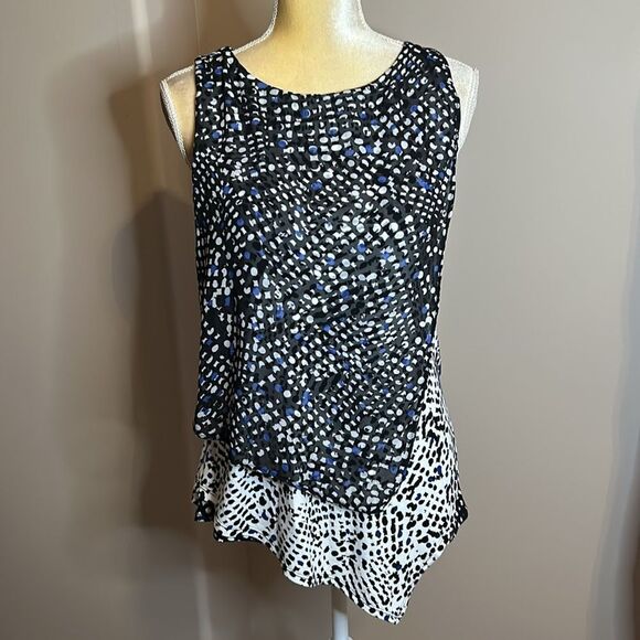 EUC White House Black Market Top(size Medium) - Picture 3 of 10